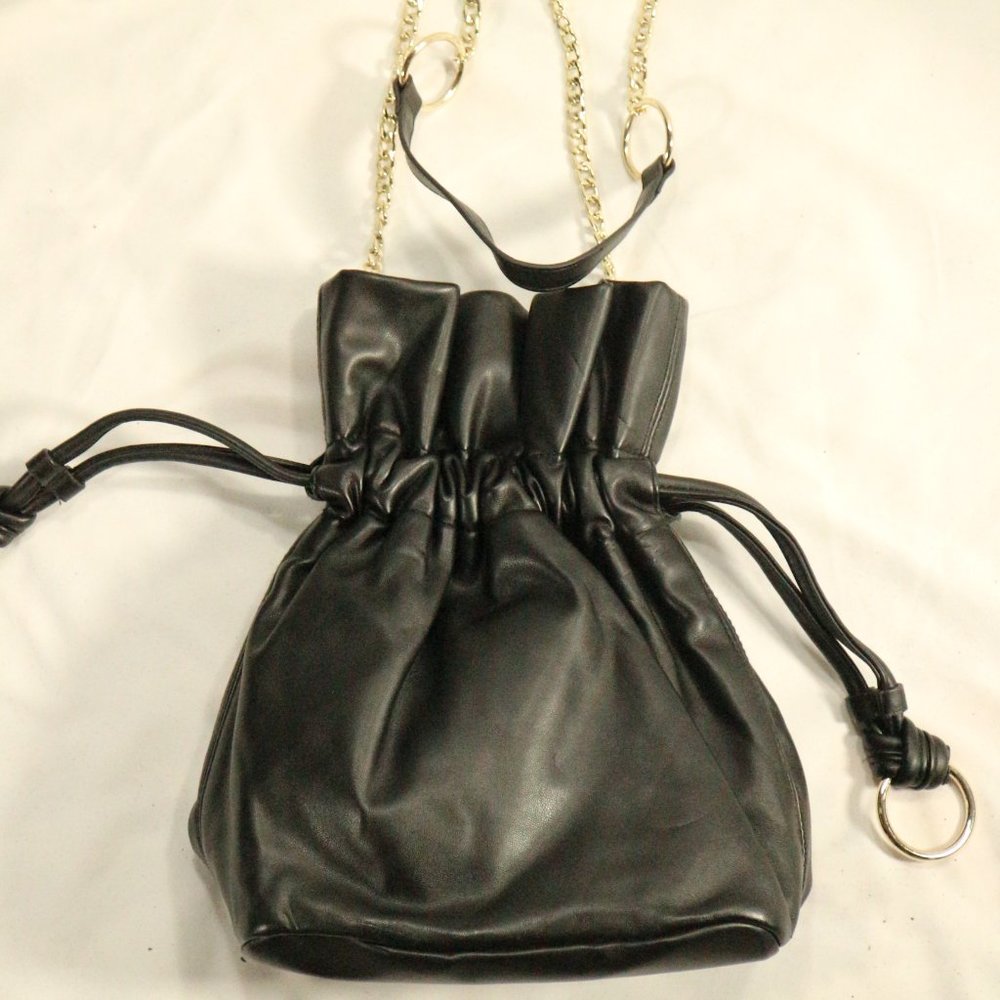 WHO WHAT WEAR Black Vegan Leather Drawstring Bucket Purse NEW